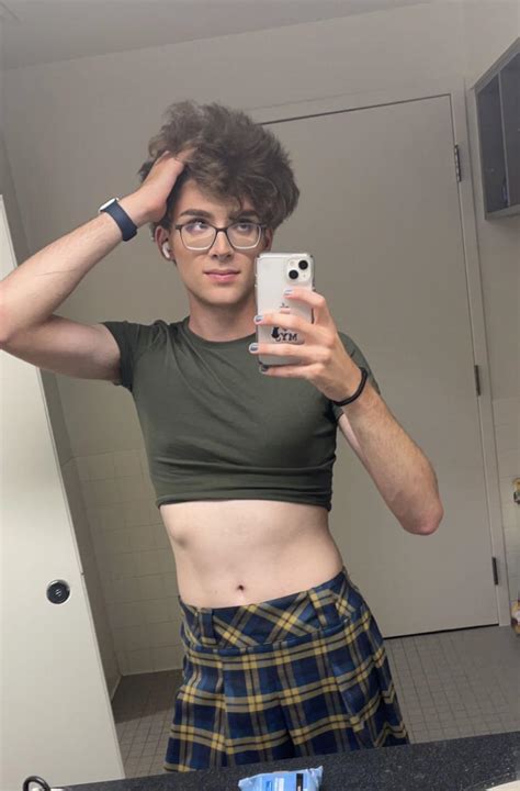femboy friend r34|Femboy and your "friends" .